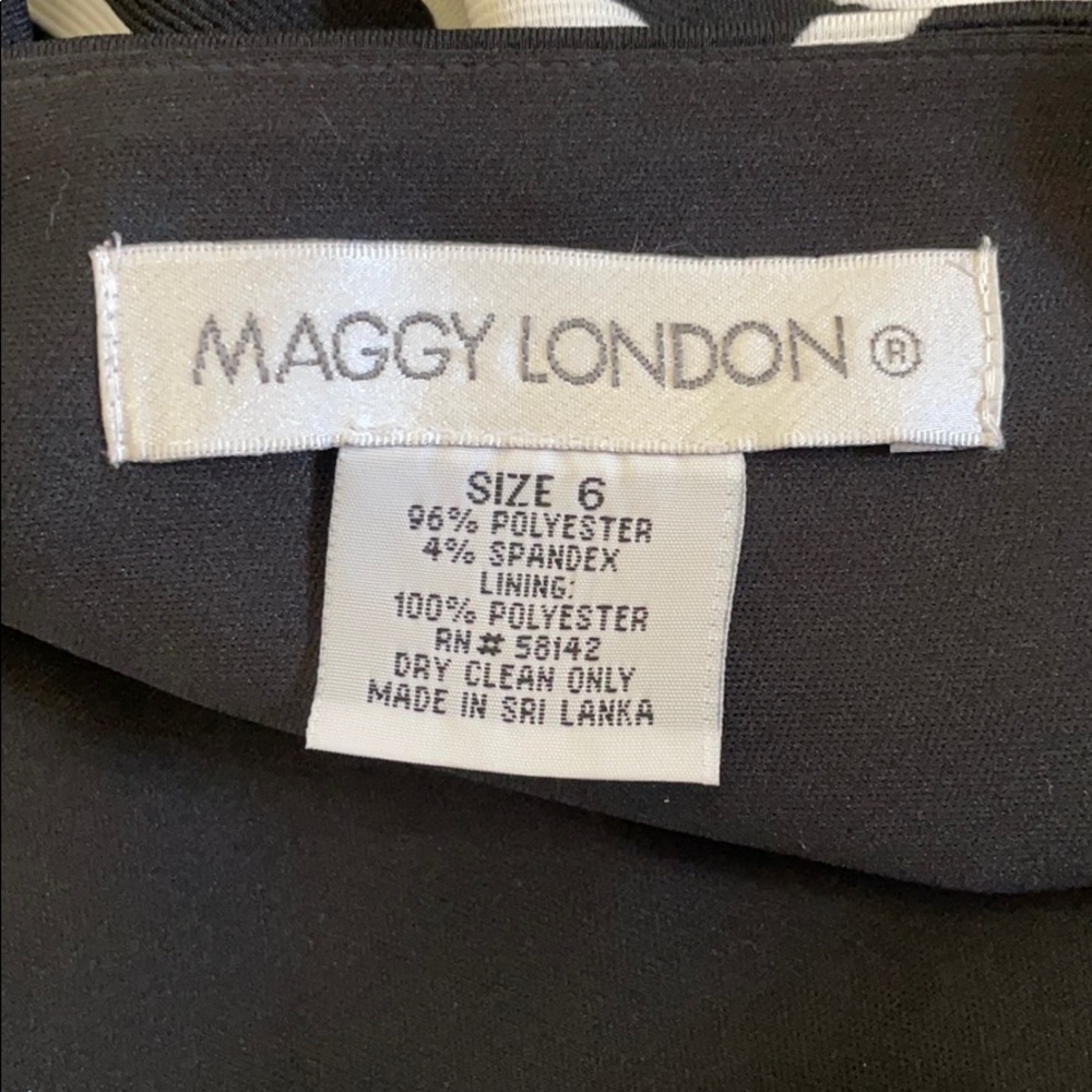 Maggie London Dress Size 6 Black and White - Picture 10 of 13
